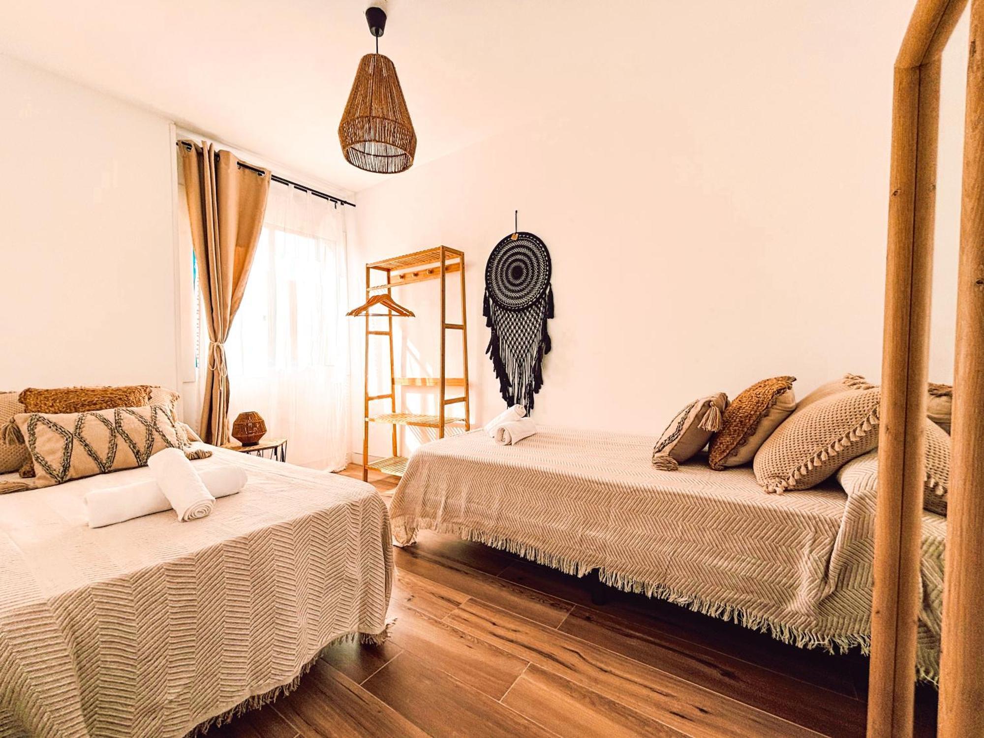 Chakra House Fuerteventura - Affordable Rooms In A Cozy Guesthouse Corralejo Exterior photo