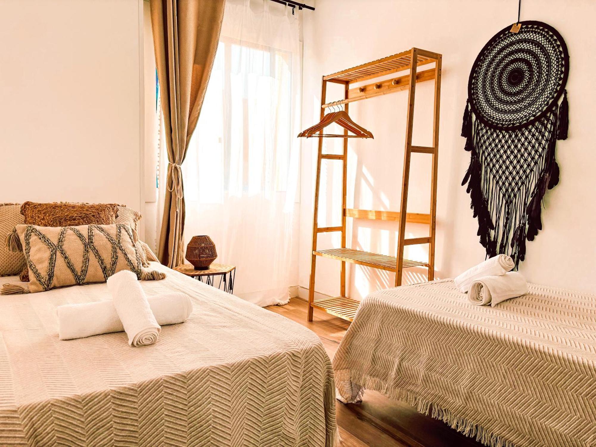 Chakra House Fuerteventura - Affordable Rooms In A Cozy Guesthouse Corralejo Exterior photo